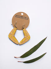 Load image into Gallery viewer, Boomerang Earrings