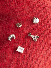 Load image into Gallery viewer, Silver Collar Pin