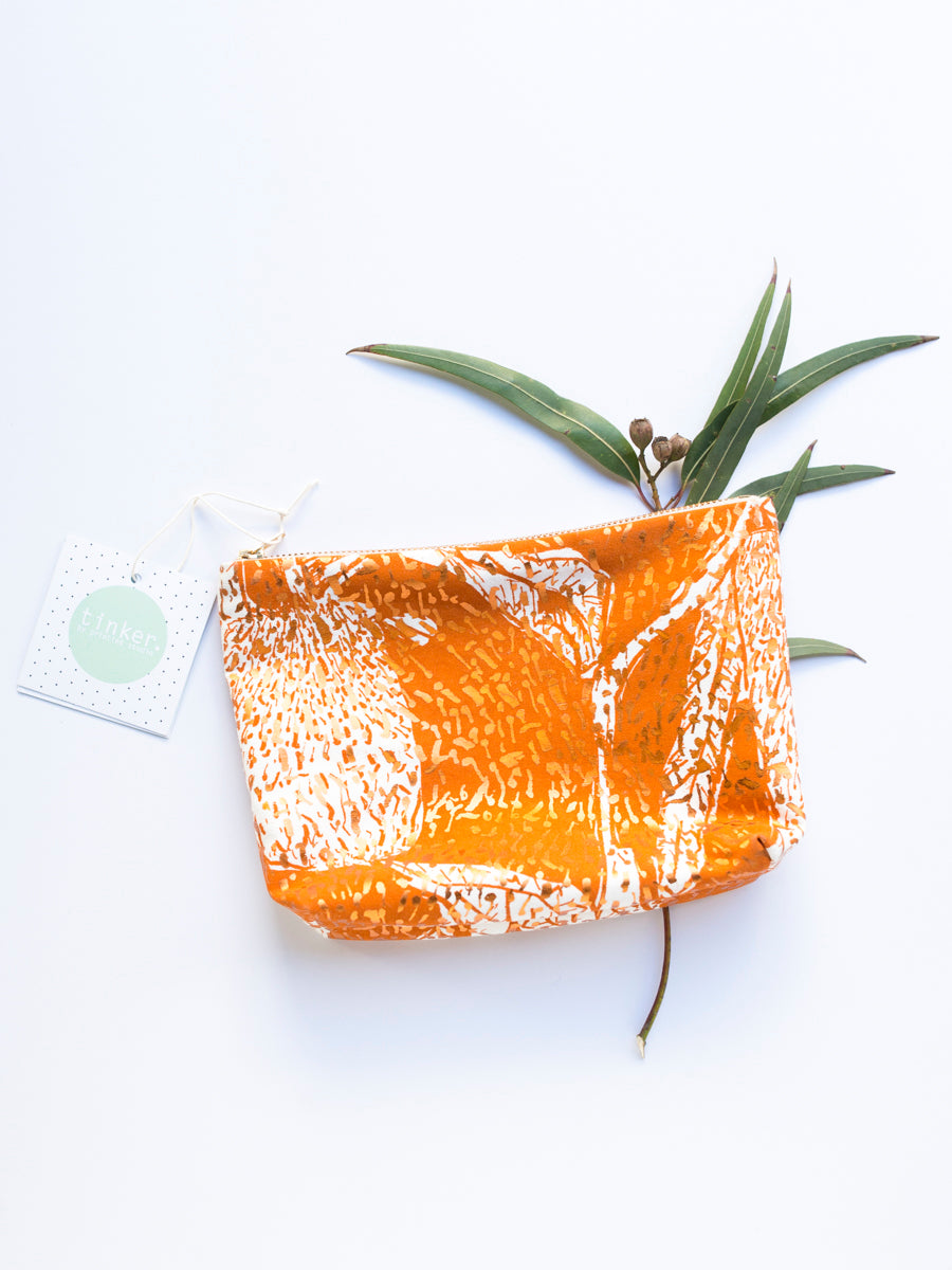 Tinker Banksia Print Dilly Bag